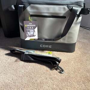 CORE Climakeep 20-Liter Magnetic Leak Proof Performance Soft Cooler Tote